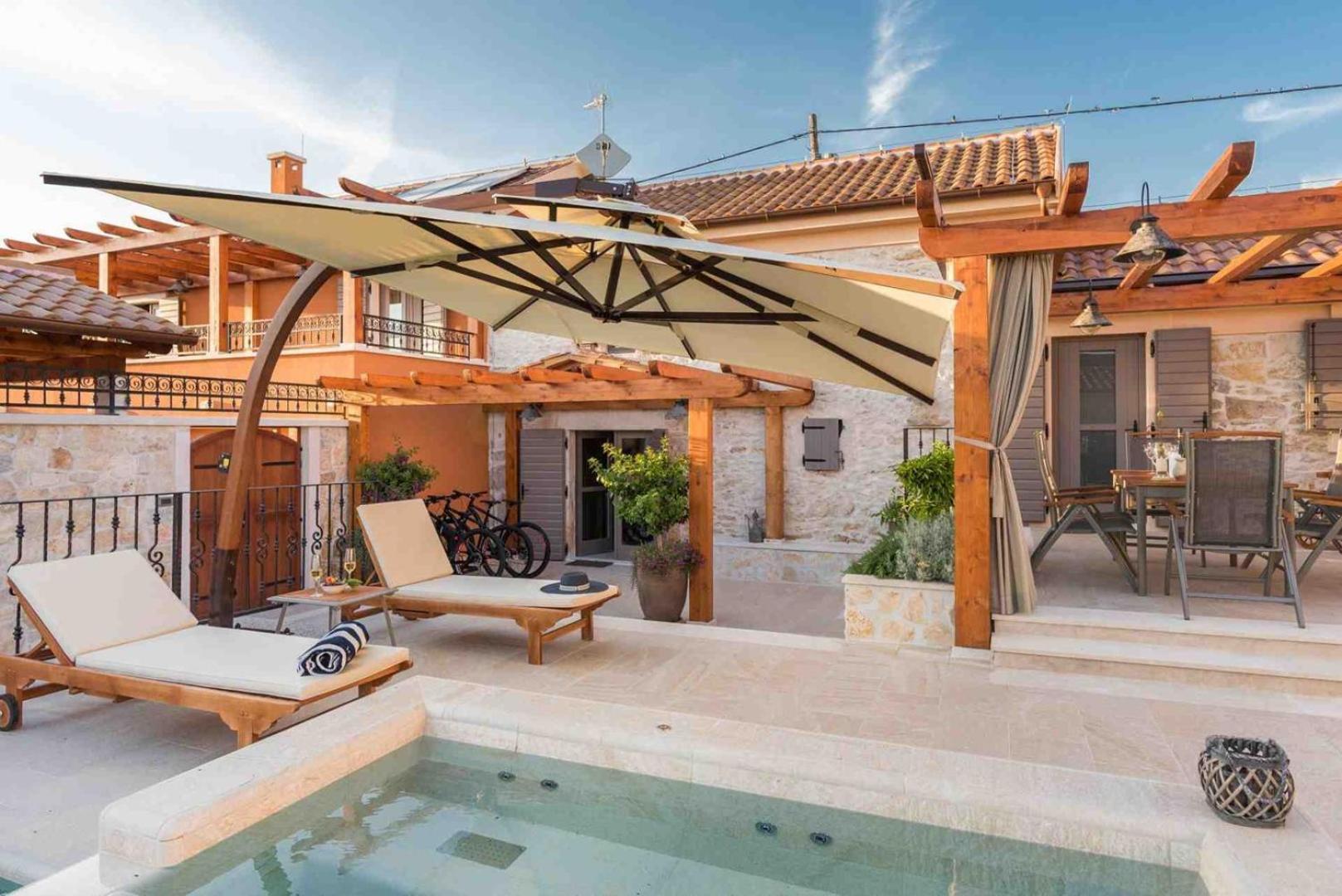 Luxury Villa Finessa Skradin 2 With Heated Pool, Jacuzzi And Sauna Zewnętrze zdjęcie