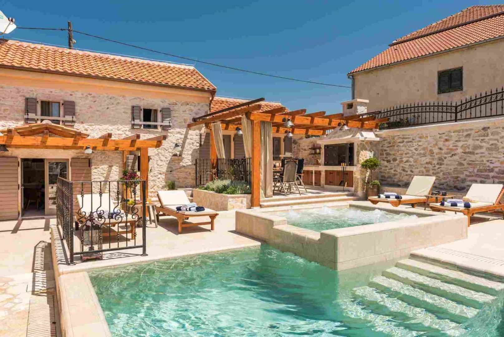 Luxury Villa Finessa Skradin 2 With Heated Pool, Jacuzzi And Sauna Zewnętrze zdjęcie