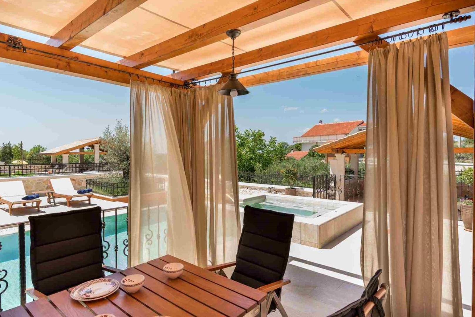 Luxury Villa Finessa Skradin 2 With Heated Pool, Jacuzzi And Sauna Zewnętrze zdjęcie