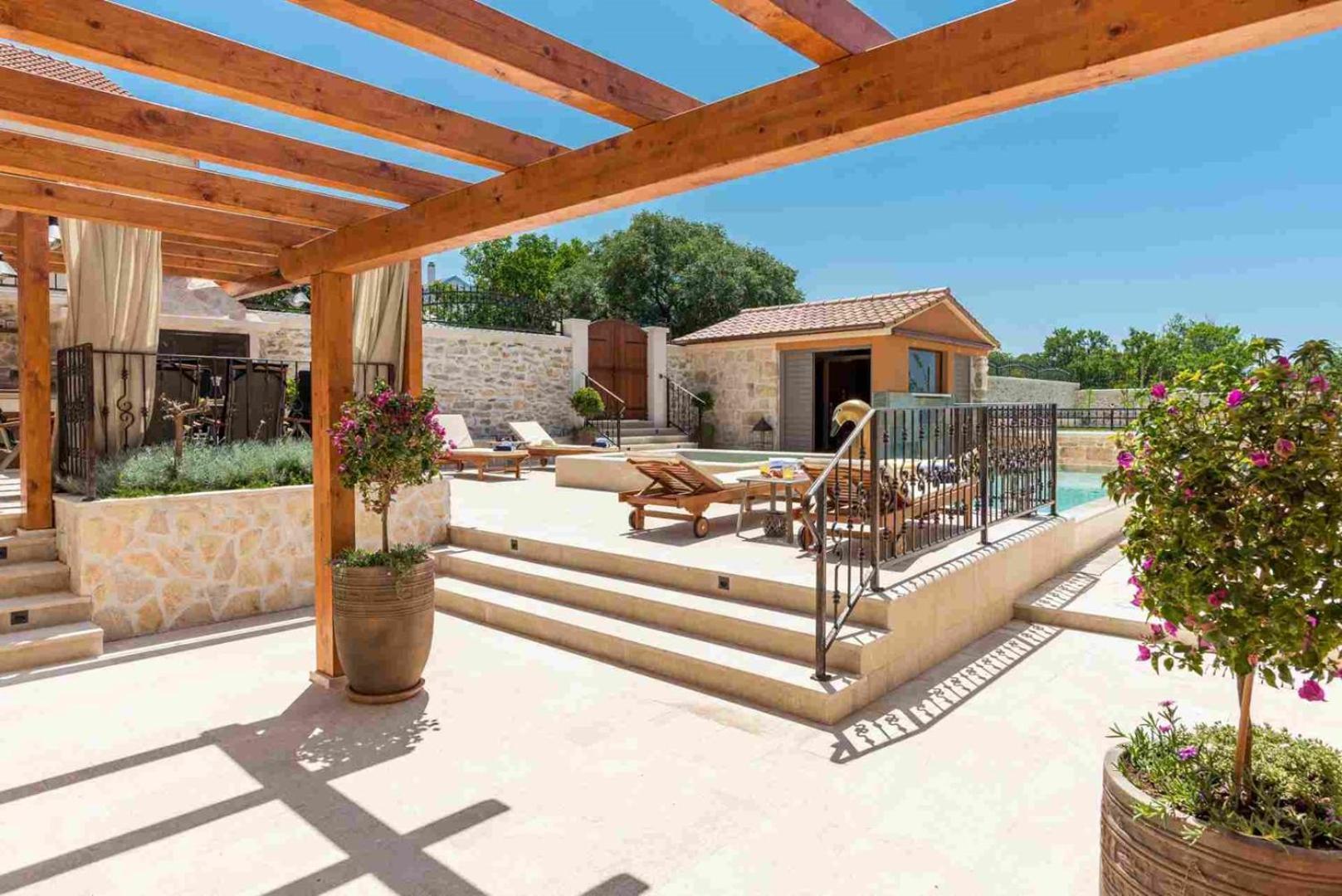 Luxury Villa Finessa Skradin 2 With Heated Pool, Jacuzzi And Sauna Zewnętrze zdjęcie