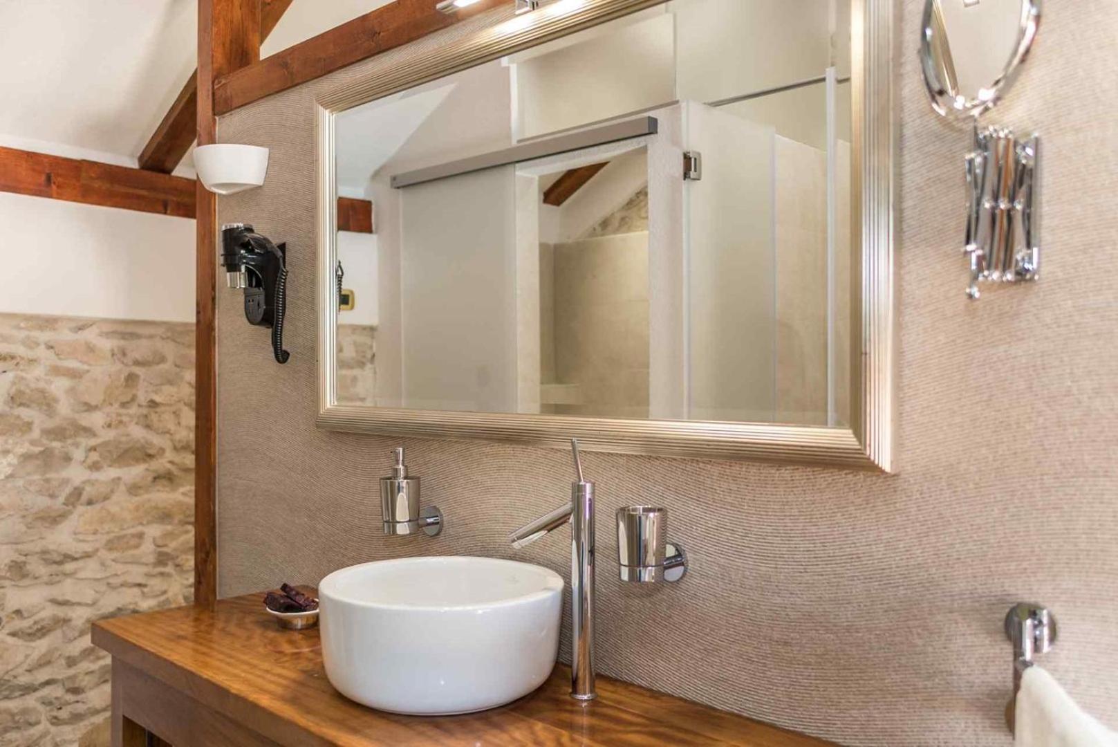 Luxury Villa Finessa Skradin 2 With Heated Pool, Jacuzzi And Sauna Zewnętrze zdjęcie