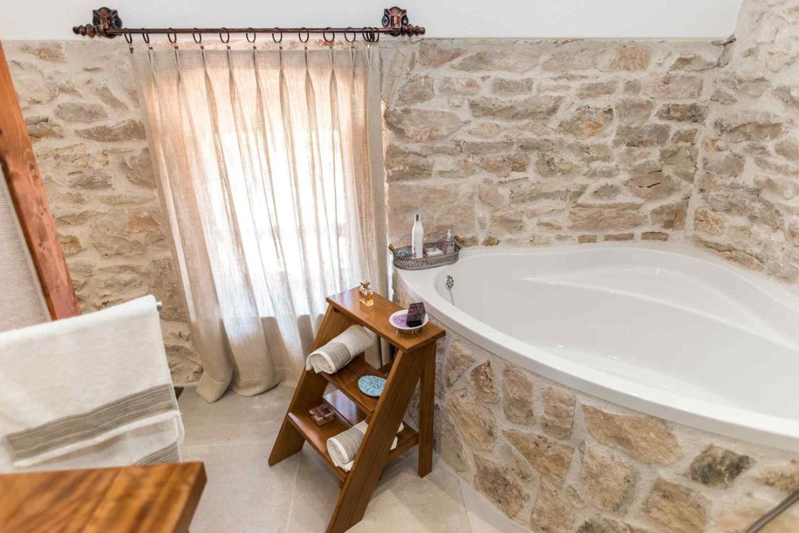 Luxury Villa Finessa Skradin 2 With Heated Pool, Jacuzzi And Sauna Zewnętrze zdjęcie